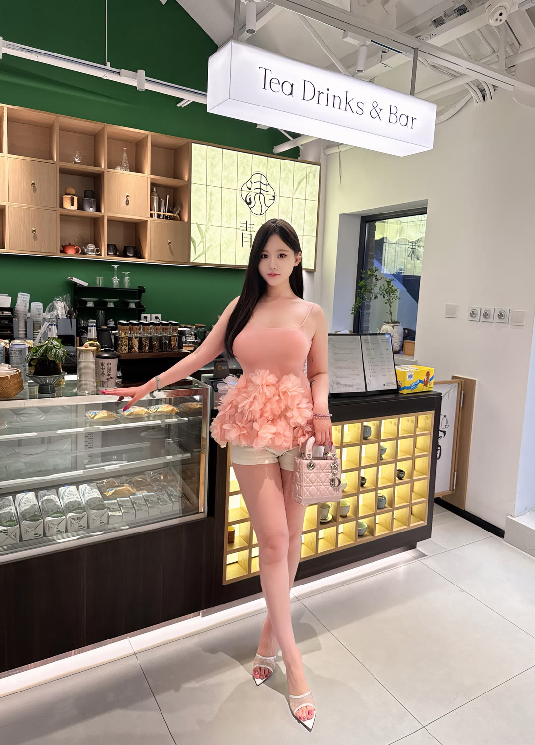 
奶糖白大兔，那便与他相识做他爱人亦做他朋友
-纯欲Mvp
-第2
张图片