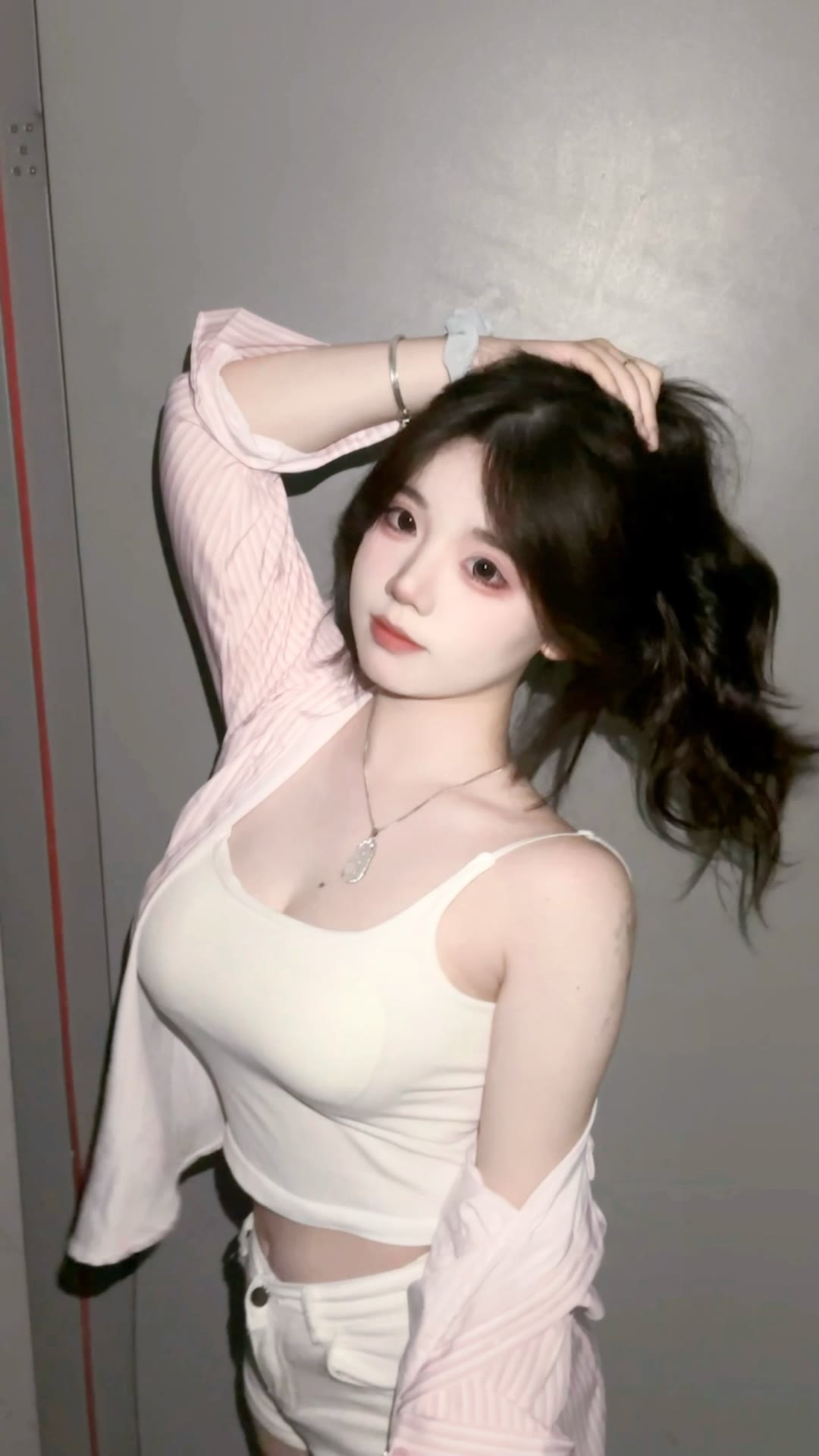 
Umi的优雅日常青春幻彩
-纯欲Mvp
-第1
张图片