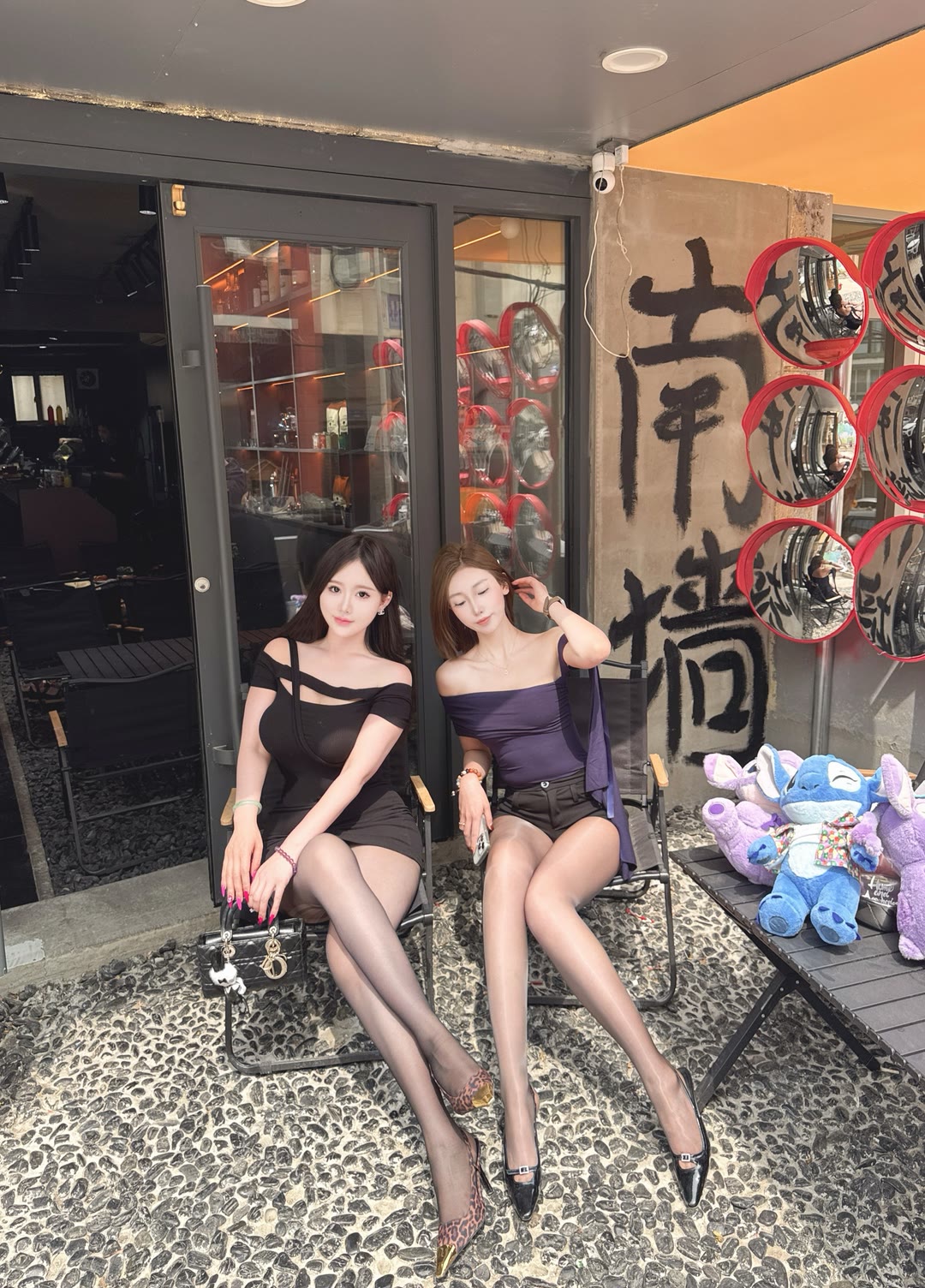 
奶糖白大兔，我无法把她想太坏因为她只是想要爱
-纯欲Mvp
-第1
张图片