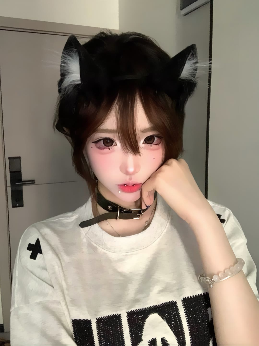 
没吃过饭饭,我爱你没有目的要非说一个目的希望你也一样爱我
-纯欲Mvp
-第1
张图片